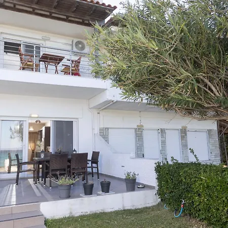 דירה Kapa Maisonette - Beachfront, 3 Min Walk To Mamalouka *