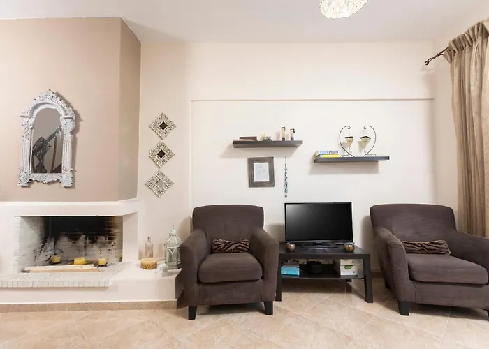 Kapa Maisonette - Beachfront, 3 Min Walk To Mamalouka