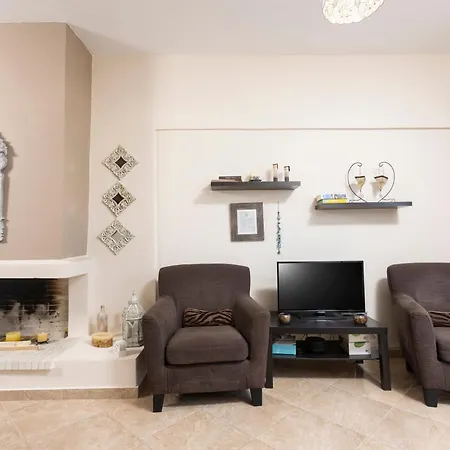 Kapa Maisonette - Beachfront, 3 Min Walk To Mamalouka